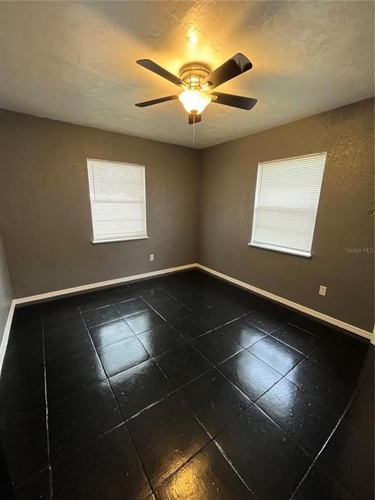 В аренду: $2,550 (5 спален, 3 ванн, 2200 Квадратных фут)