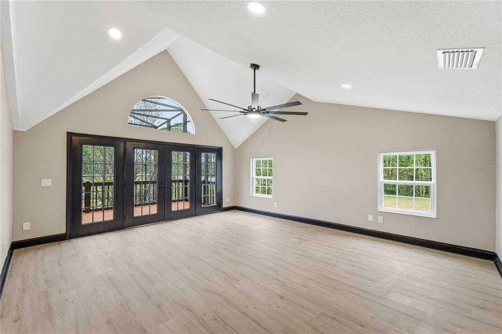 待售: $1,280,000 (5 贝兹, 3 浴室, 4005 平方英尺)