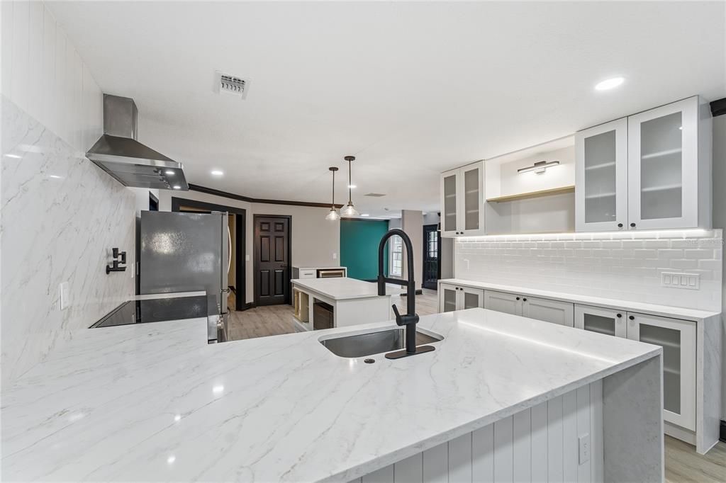 待售: $1,280,000 (5 贝兹, 3 浴室, 4005 平方英尺)