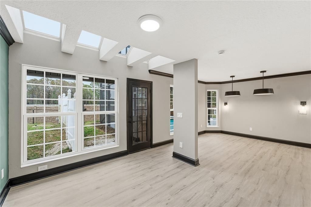 待售: $1,280,000 (5 贝兹, 3 浴室, 4005 平方英尺)