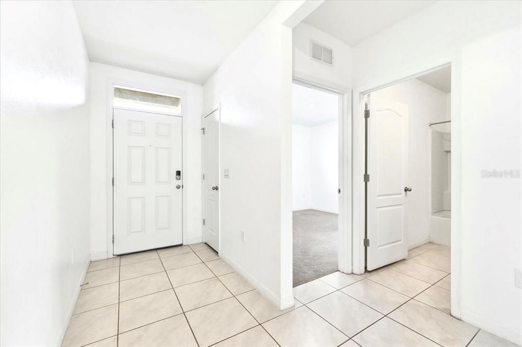 待售: $309,990 (4 贝兹, 2 浴室, 1851 平方英尺)