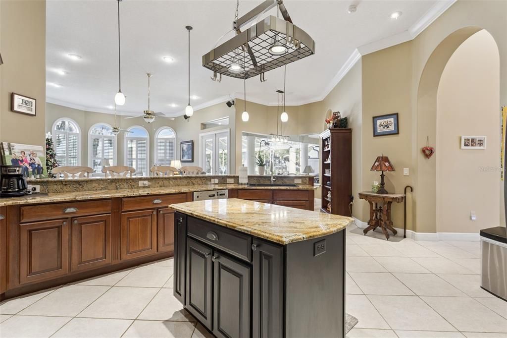 En Venta: $1,750,000 (3 camas, 3 baños, 3894 Pies cuadrados)