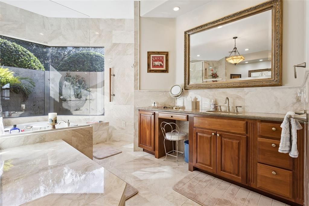 En Venta: $1,750,000 (3 camas, 3 baños, 3894 Pies cuadrados)