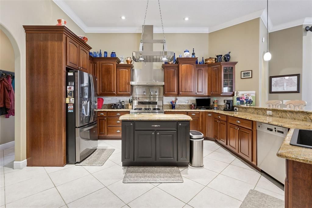 En Venta: $1,750,000 (3 camas, 3 baños, 3894 Pies cuadrados)