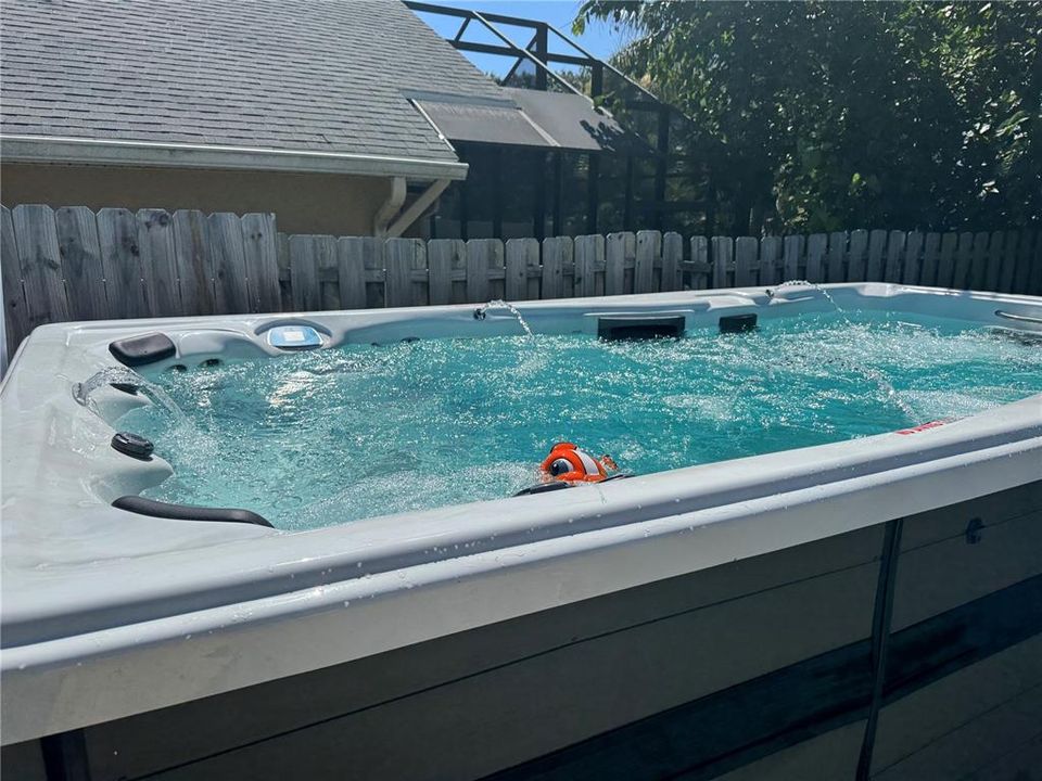 待售: $425,000 (2 贝兹, 2 浴室, 1123 平方英尺)