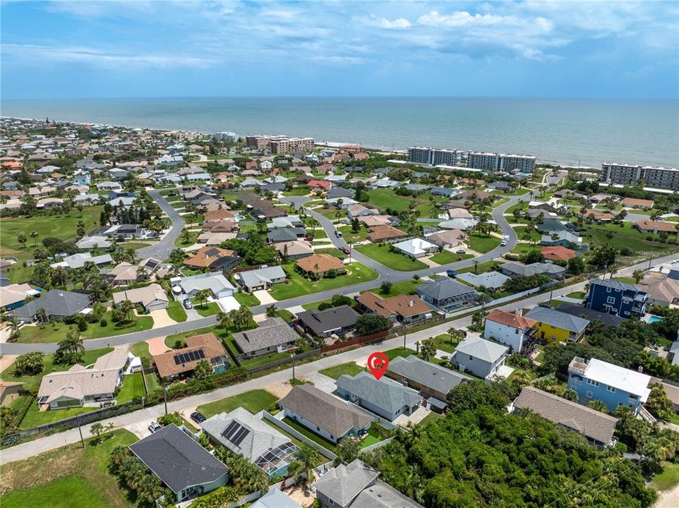 待售: $425,000 (2 贝兹, 2 浴室, 1123 平方英尺)