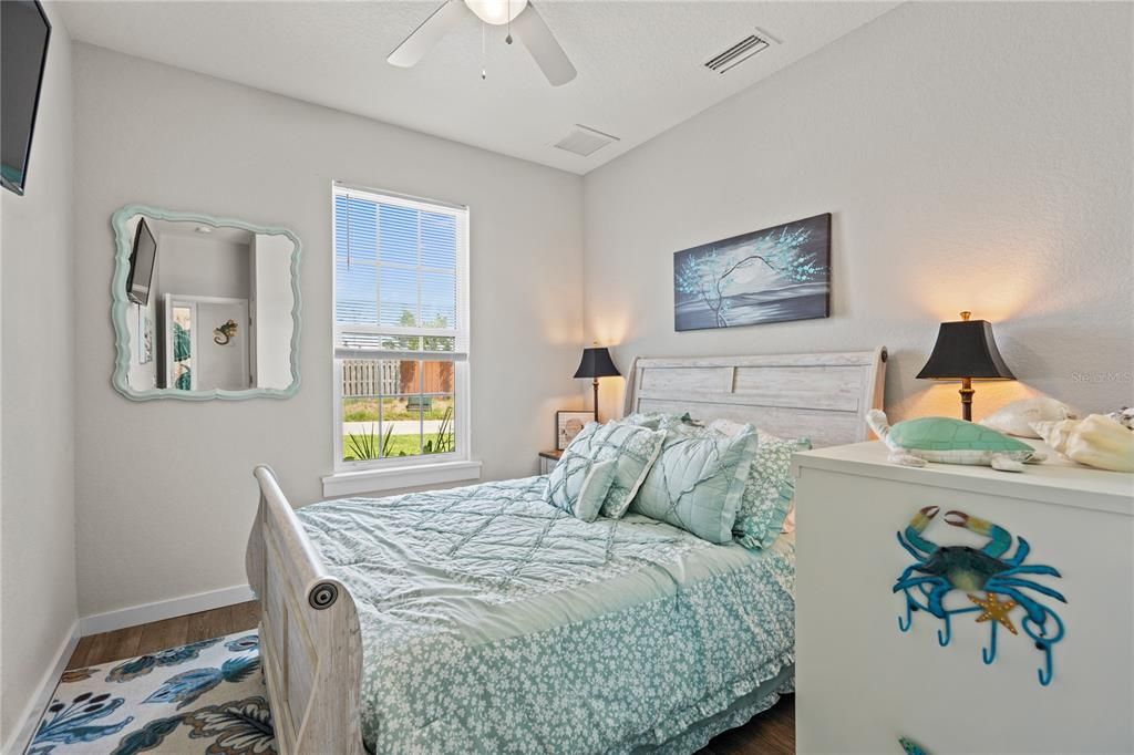 待售: $425,000 (2 贝兹, 2 浴室, 1123 平方英尺)