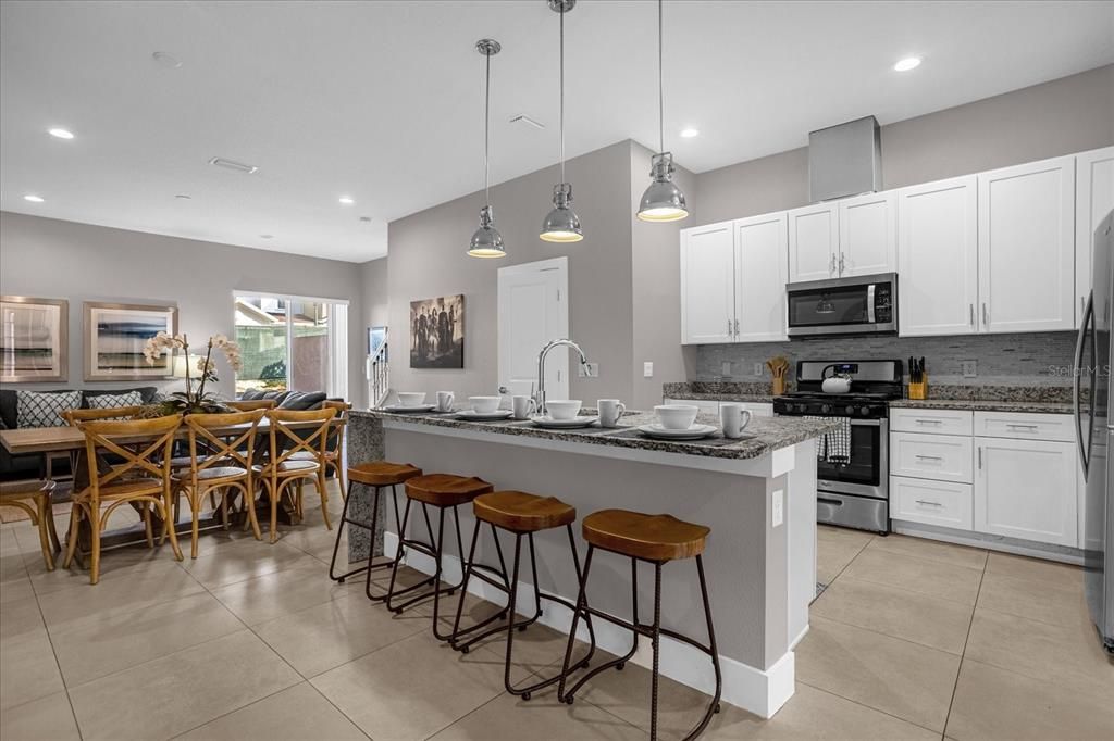 For Sale: $480,000 (4 beds, 4 baths, 1804 Square Feet)