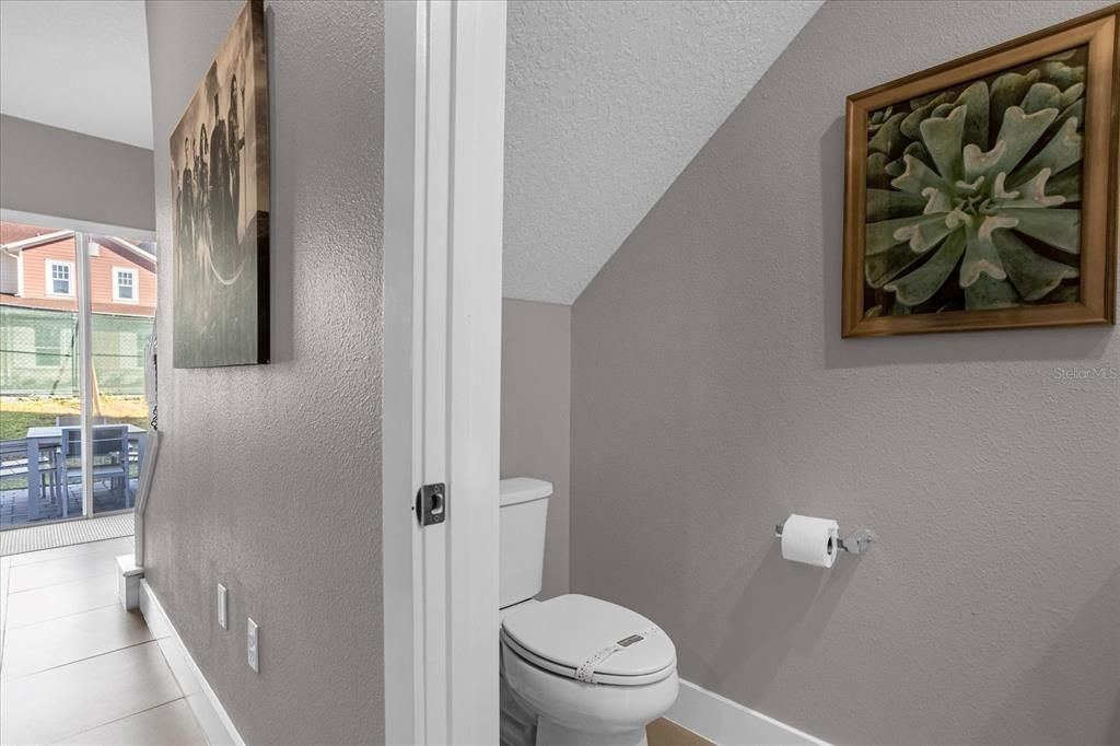 For Sale: $480,000 (4 beds, 4 baths, 1804 Square Feet)