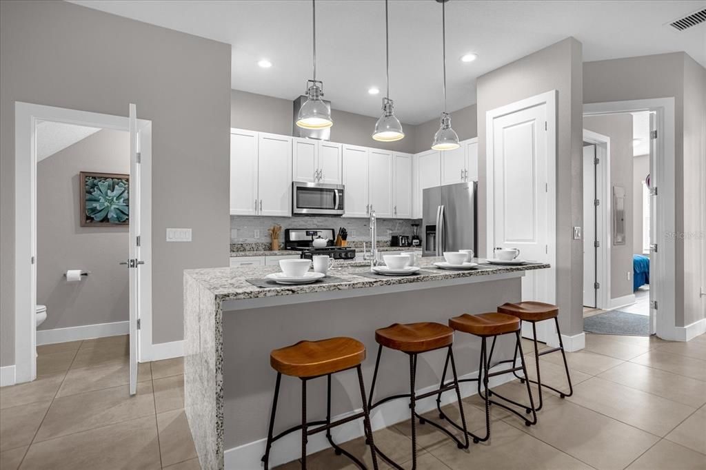 For Sale: $480,000 (4 beds, 4 baths, 1804 Square Feet)