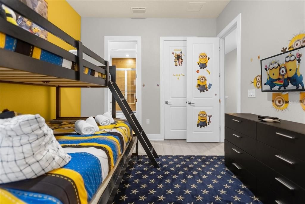 For Sale: $480,000 (4 beds, 4 baths, 1804 Square Feet)