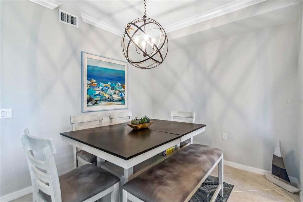 待售: $269,500 (2 贝兹, 2 浴室, 1156 平方英尺)