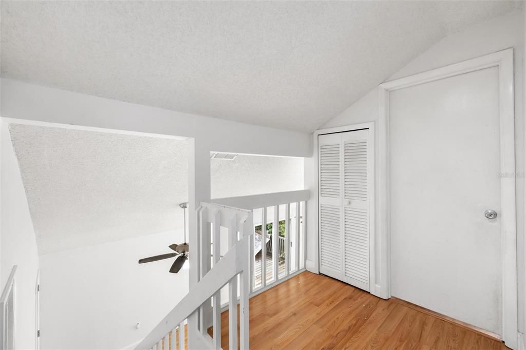 For Sale: $299,900 (3 beds, 2 baths, 1500 Square Feet)