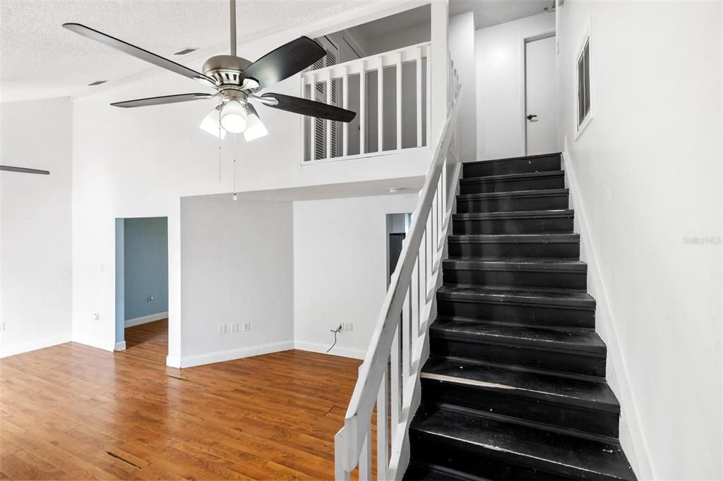 For Sale: $299,900 (3 beds, 2 baths, 1500 Square Feet)