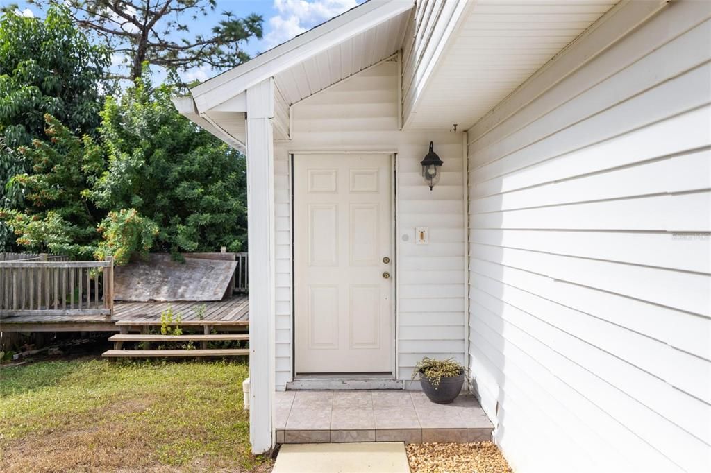 For Sale: $299,900 (3 beds, 2 baths, 1500 Square Feet)