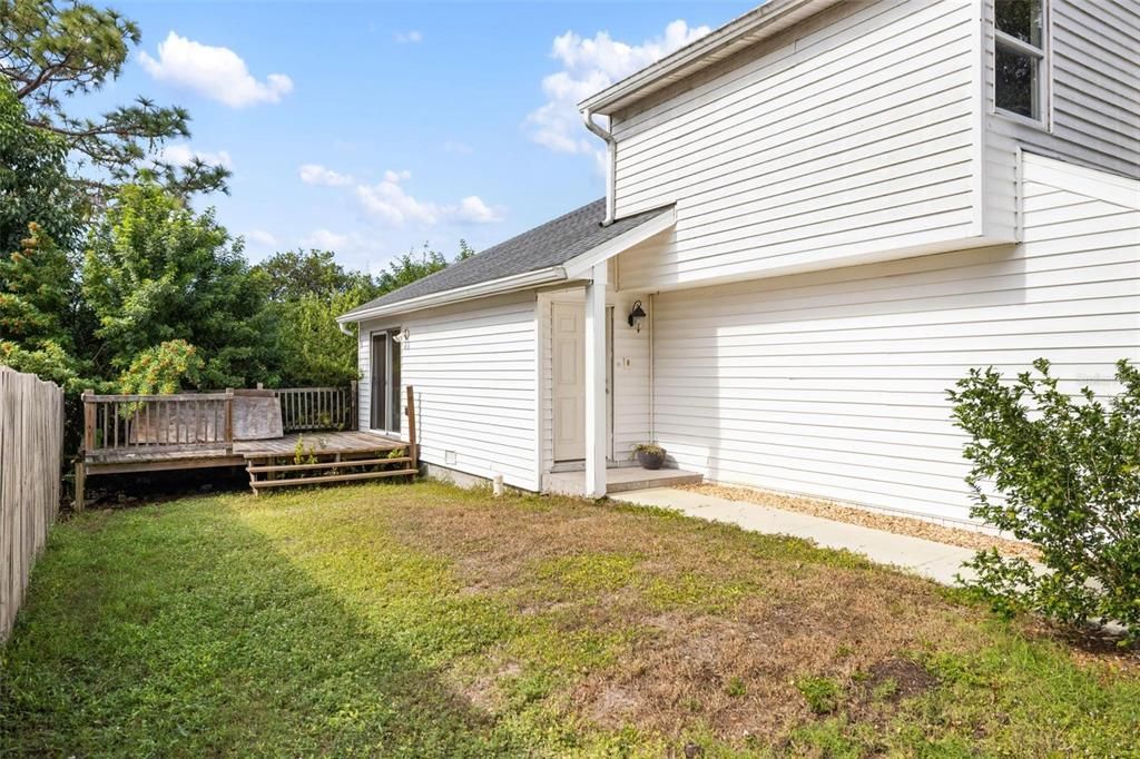 For Sale: $299,900 (3 beds, 2 baths, 1500 Square Feet)