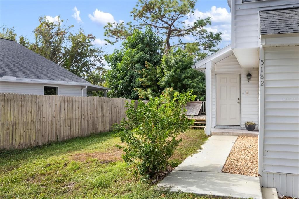 For Sale: $299,900 (3 beds, 2 baths, 1500 Square Feet)