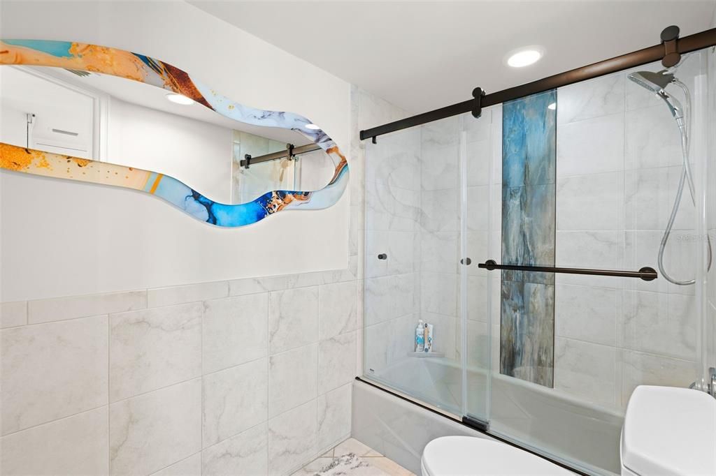 В аренду: $6,000 (2 спален, 2 ванн, 1403 Квадратных фут)