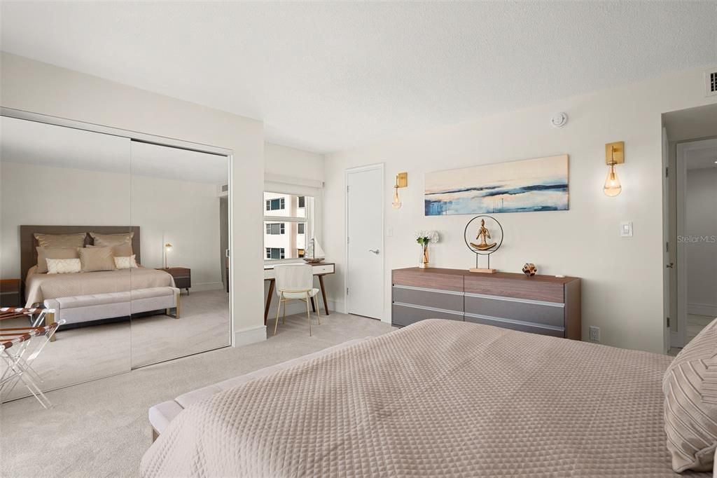 В аренду: $6,000 (2 спален, 2 ванн, 1403 Квадратных фут)