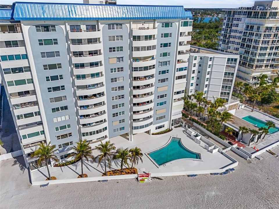 В аренду: $6,000 (2 спален, 2 ванн, 1403 Квадратных фут)