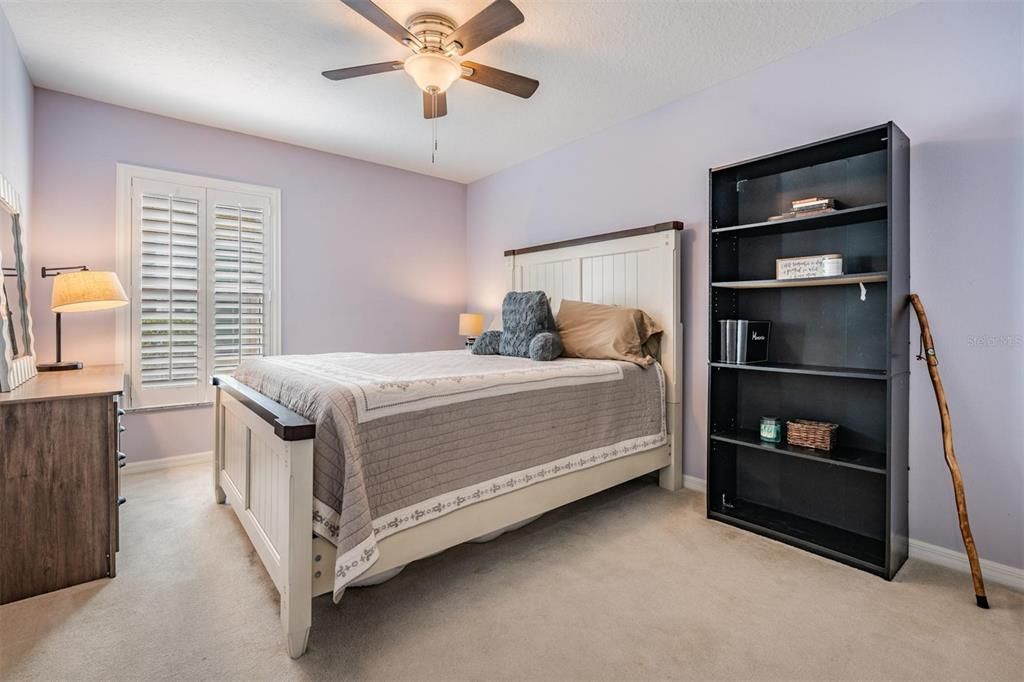 На продажу: $425,000 (3 спален, 2 ванн, 2032 Квадратных фут)