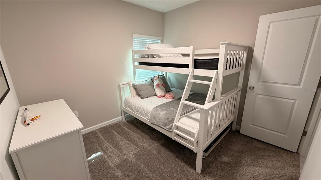 出租: $2,600 (3 贝兹, 2 浴室, 1260 平方英尺)