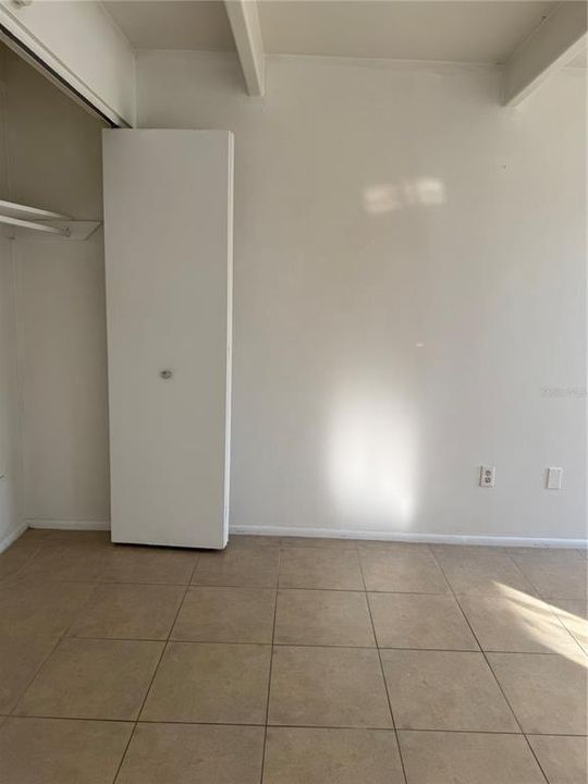 В аренду: $900 (1 спален, 1 ванн, 648 Квадратных фут)