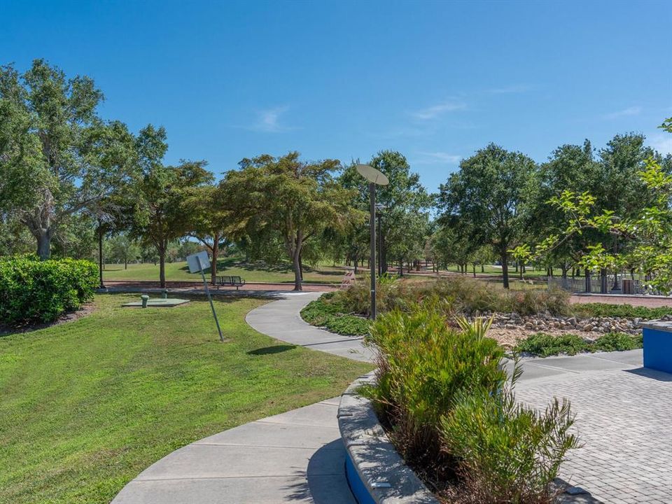 出租: $3,600 (3 贝兹, 3 浴室, 1908 平方英尺)