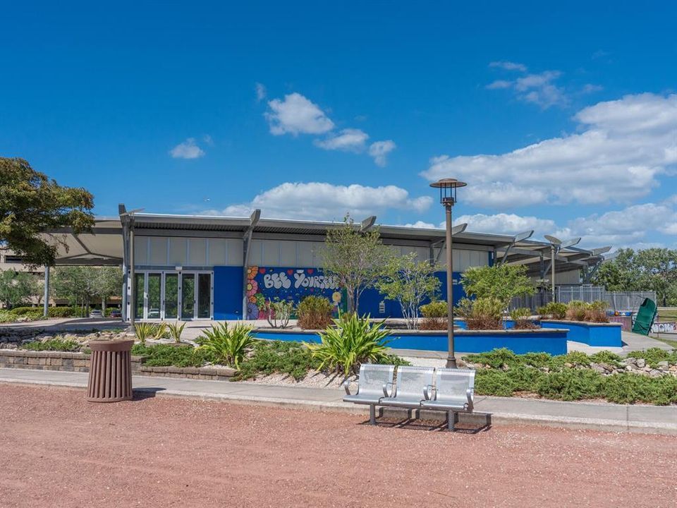 出租: $3,600 (3 贝兹, 3 浴室, 1908 平方英尺)