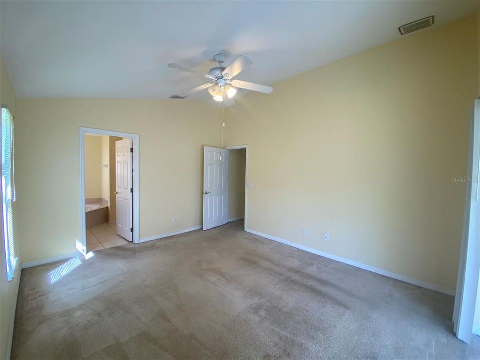 En Renta: $1,750 (3 camas, 2 baños, 1422 Pies cuadrados)