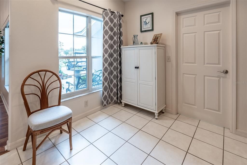 For Sale: $259,000 (3 beds, 2 baths, 1702 Square Feet)