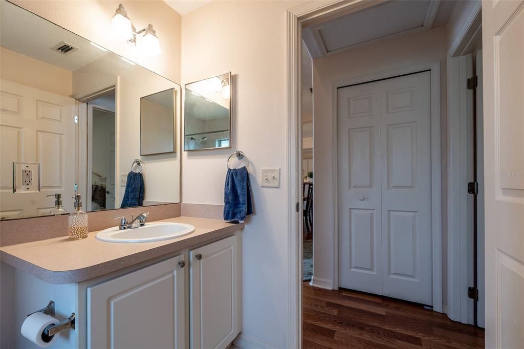 For Sale: $259,000 (3 beds, 2 baths, 1702 Square Feet)