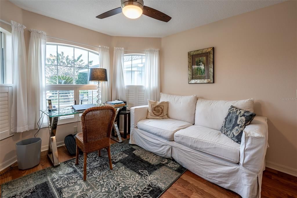 For Sale: $259,000 (3 beds, 2 baths, 1702 Square Feet)