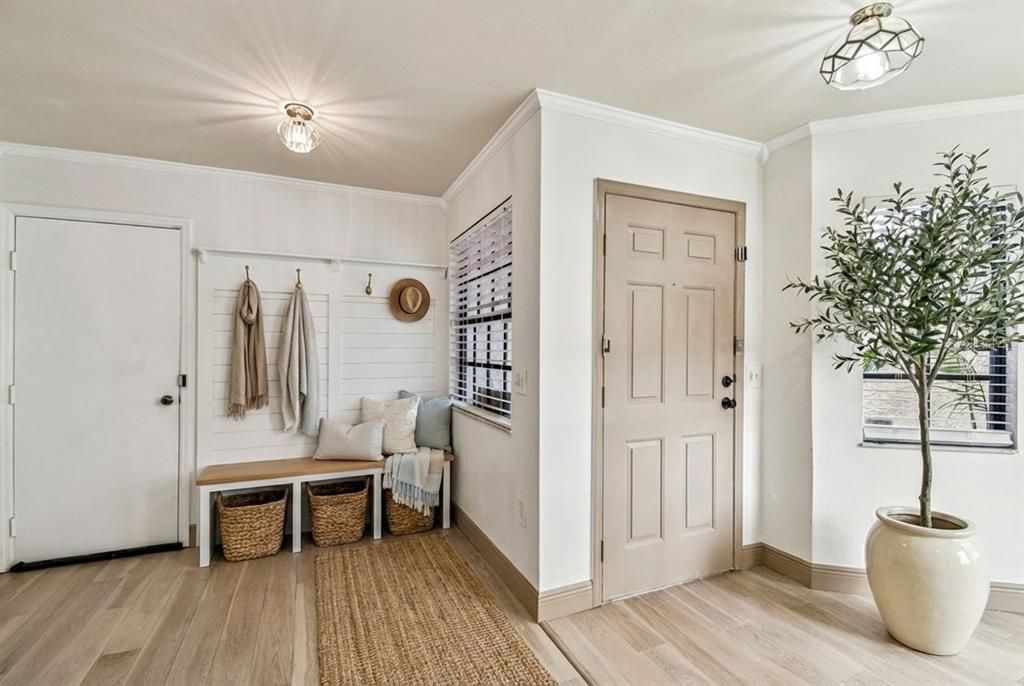 For Sale: $379,000 (3 beds, 2 baths, 1778 Square Feet)