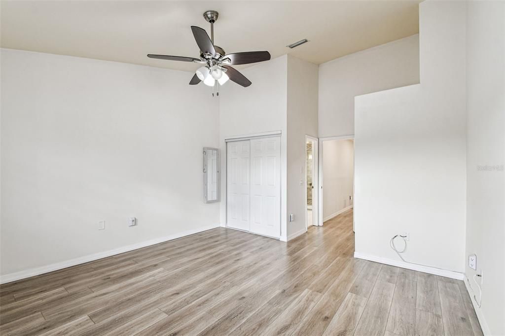 For Sale: $379,000 (3 beds, 2 baths, 1778 Square Feet)