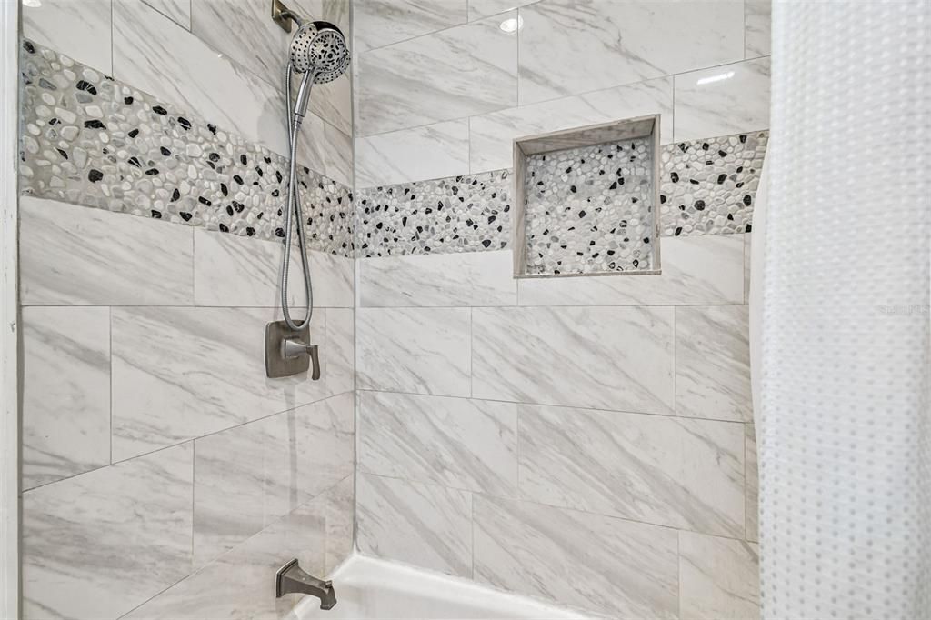 For Sale: $379,000 (3 beds, 2 baths, 1778 Square Feet)