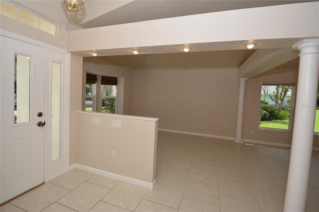 В аренду: $2,500 (3 спален, 2 ванн, 1938 Квадратных фут)