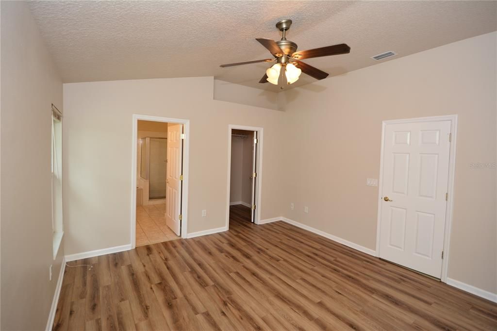 В аренду: $2,500 (3 спален, 2 ванн, 1938 Квадратных фут)