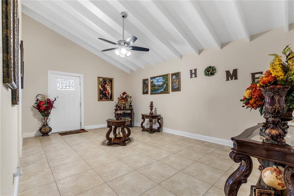 For Sale: $655,000 (6 beds, 4 baths, 2959 Square Feet)