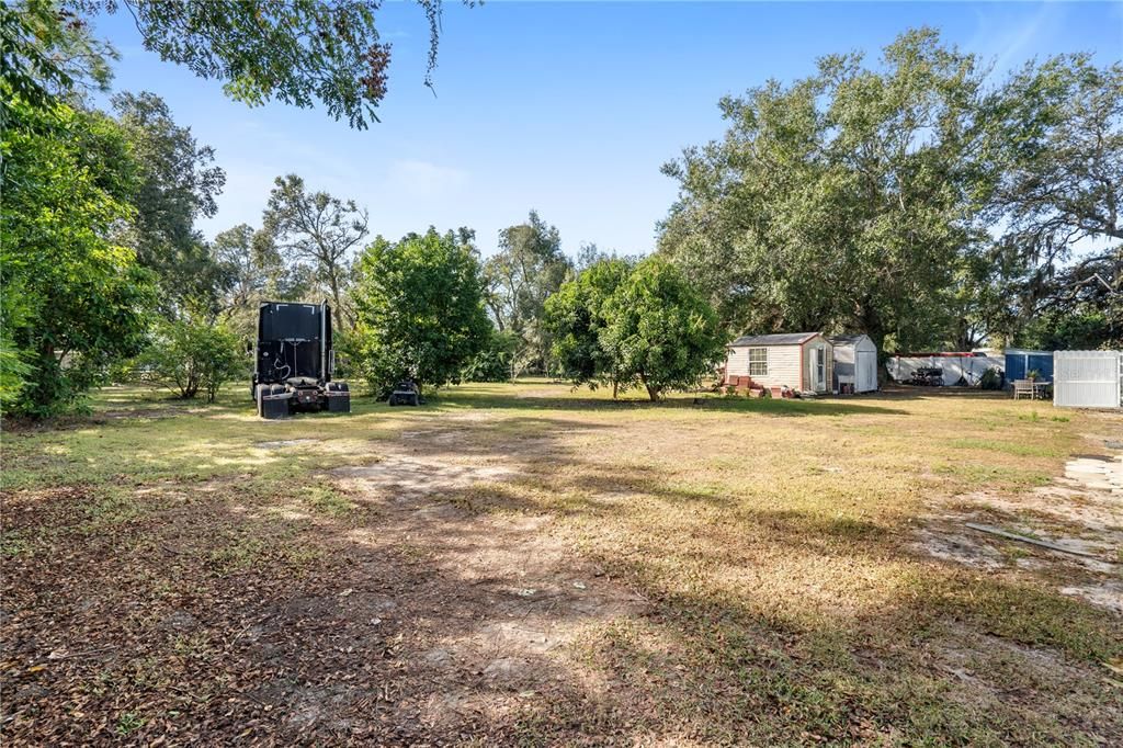 For Sale: $655,000 (6 beds, 4 baths, 2959 Square Feet)