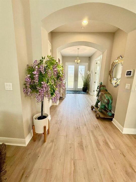 En Venta: $899,000 (5 camas, 4 baños, 3546 Pies cuadrados)