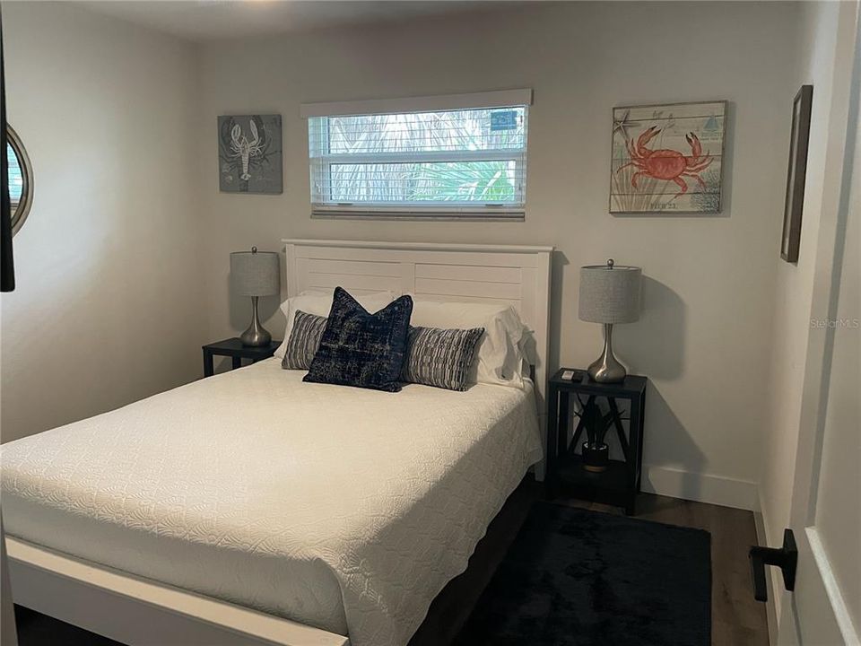 出租: $2,500 (2 贝兹, 1 浴室, 750 平方英尺)