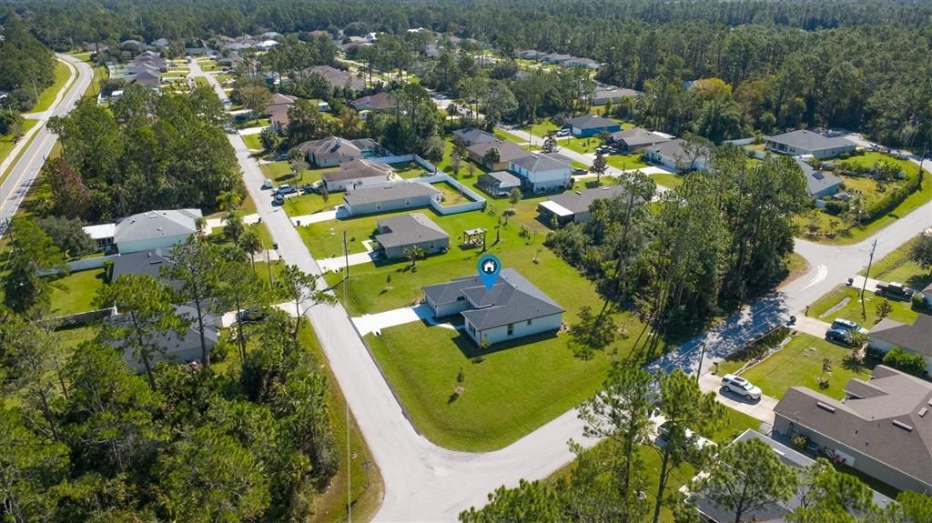 For Sale: $399,900 (4 beds, 2 baths, 1800 Square Feet)