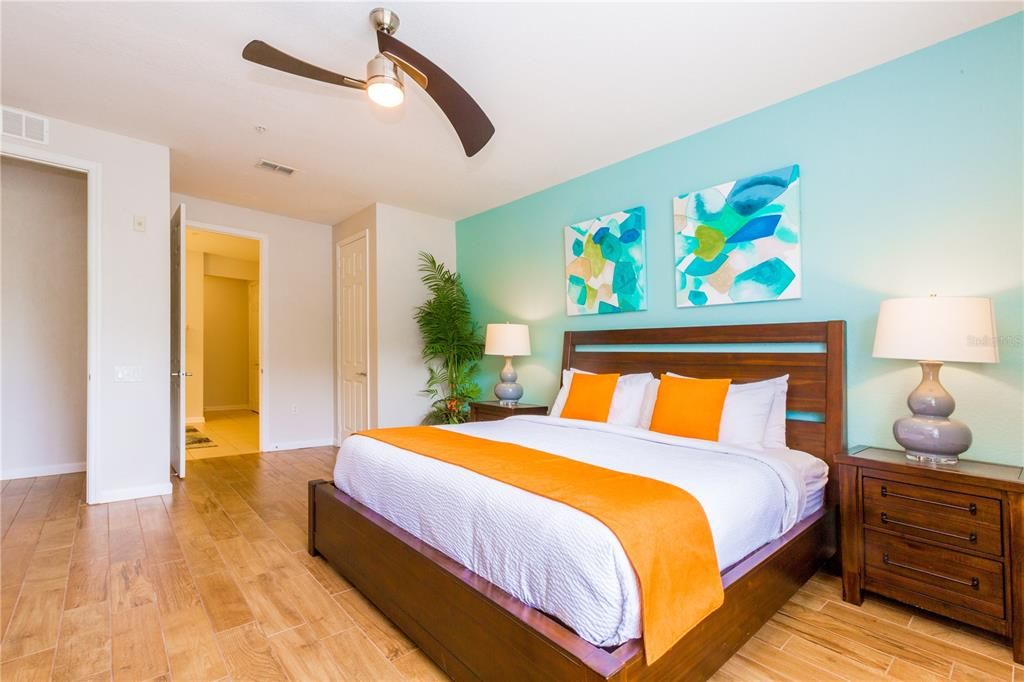 For Sale: $549,000 (2 beds, 2 baths, 1823 Square Feet)