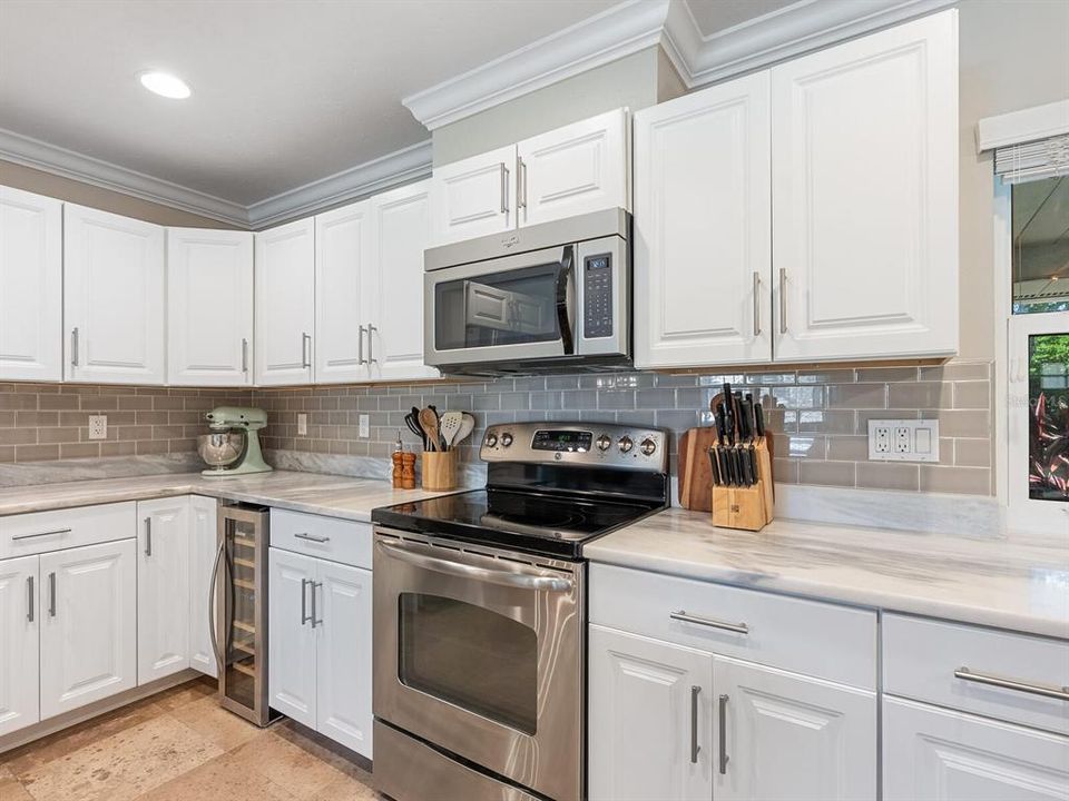 For Sale: $679,000 (4 beds, 2 baths, 2239 Square Feet)