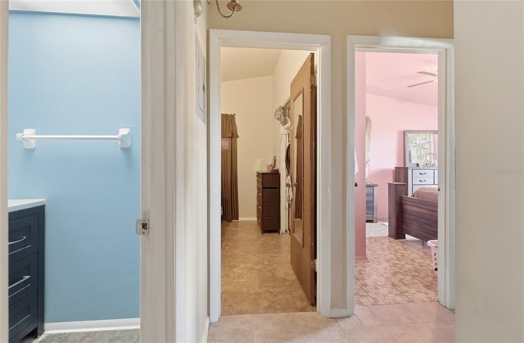 For Sale: $210,000 (3 beds, 1 baths, 1366 Square Feet)