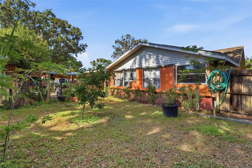 For Sale: $210,000 (3 beds, 1 baths, 1366 Square Feet)