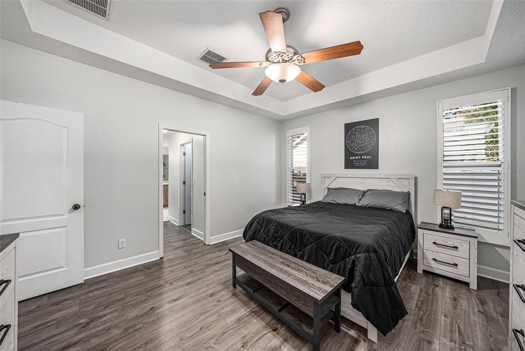 待售: $549,900 (4 贝兹, 3 浴室, 2675 平方英尺)