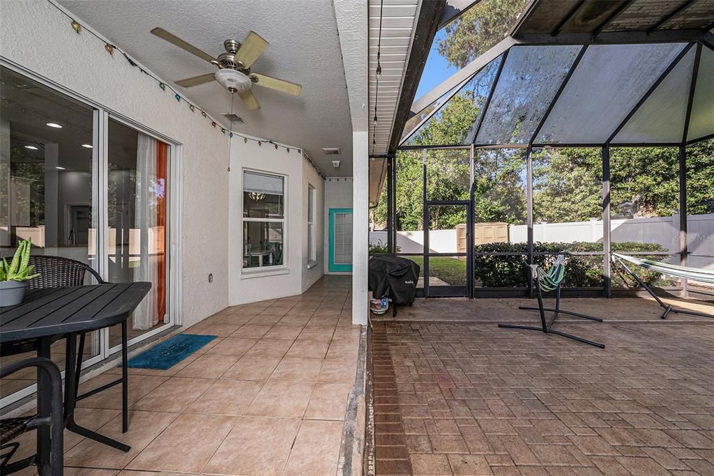 待售: $549,900 (4 贝兹, 3 浴室, 2675 平方英尺)