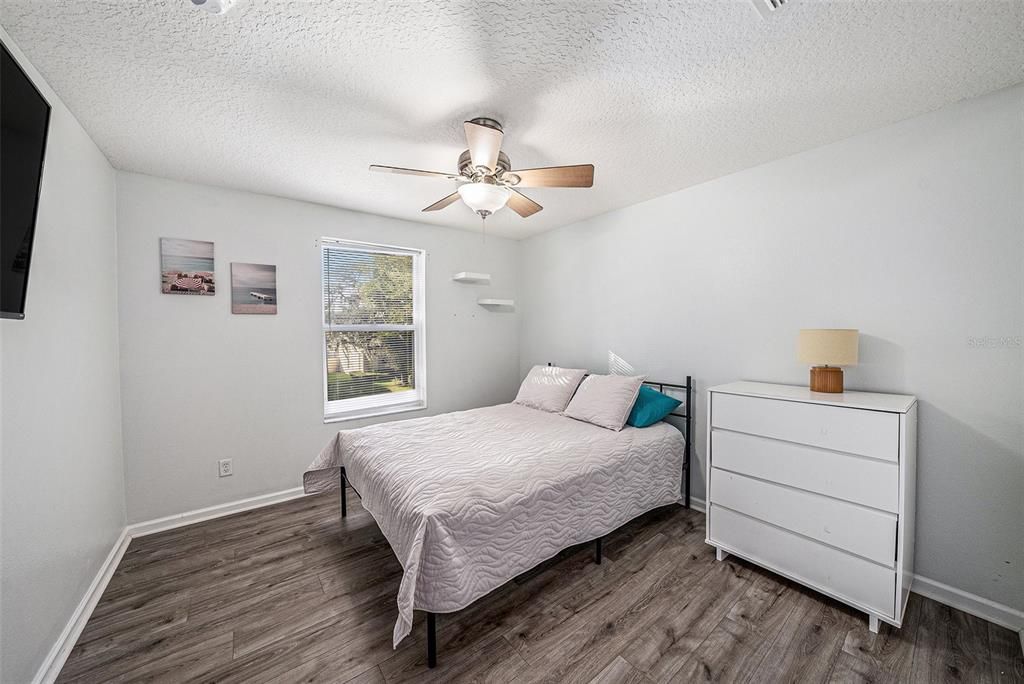 待售: $549,900 (4 贝兹, 3 浴室, 2675 平方英尺)